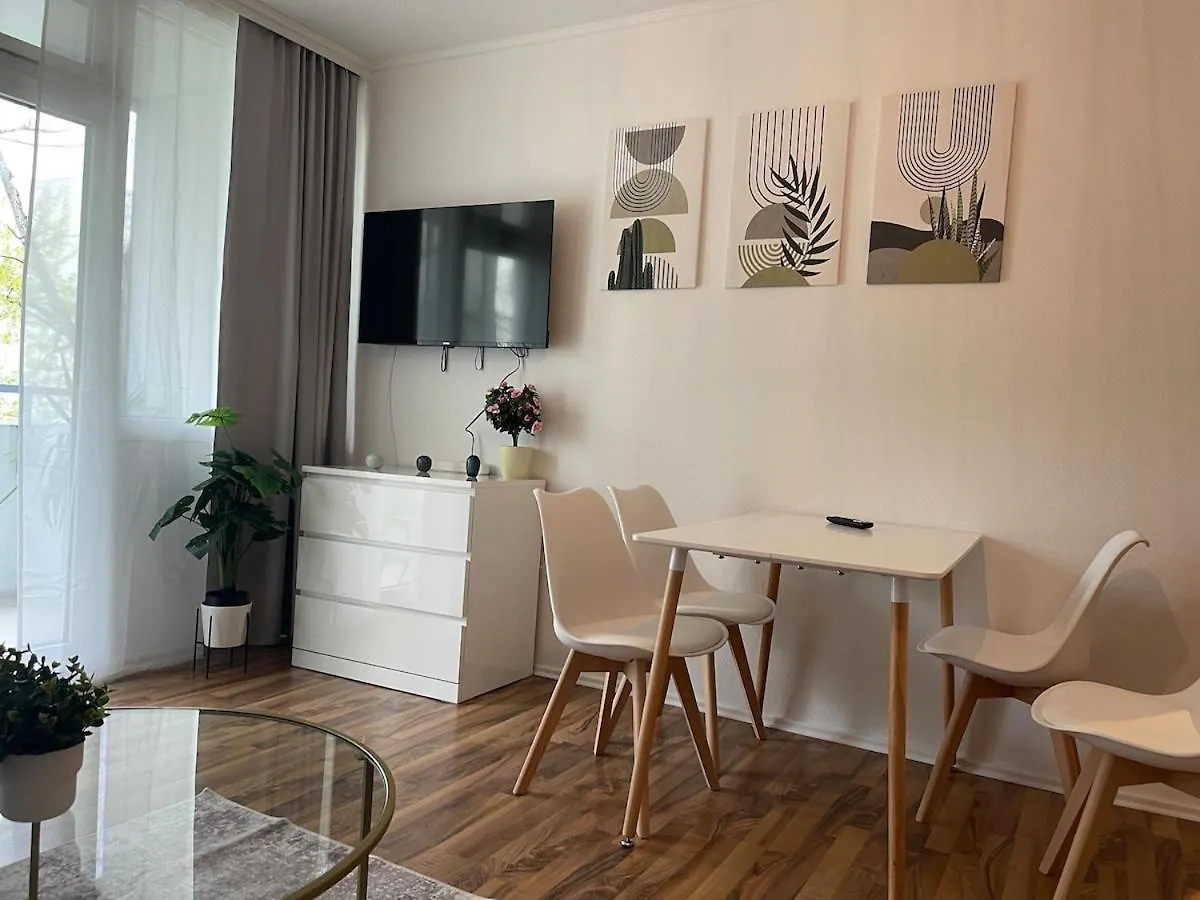 Central 3 Room Apartment For 5-7 People Ludwigshafen am Rhein