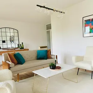 Family Friendly Work From 2br, Balcony, Wifi, Netflix, Near Basf Apartment